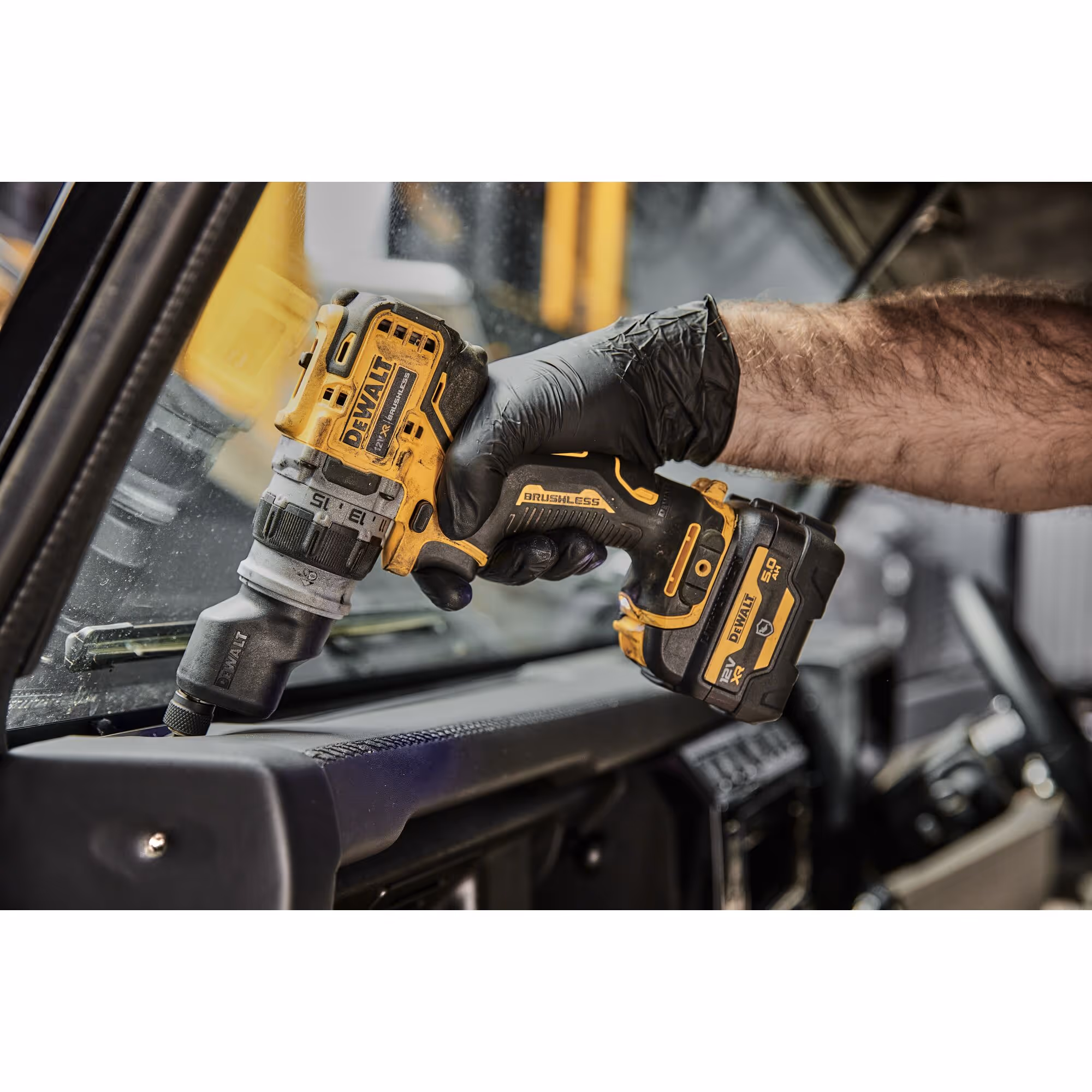 Perceuse visseuse à têtes multiples XR 12V Brushless