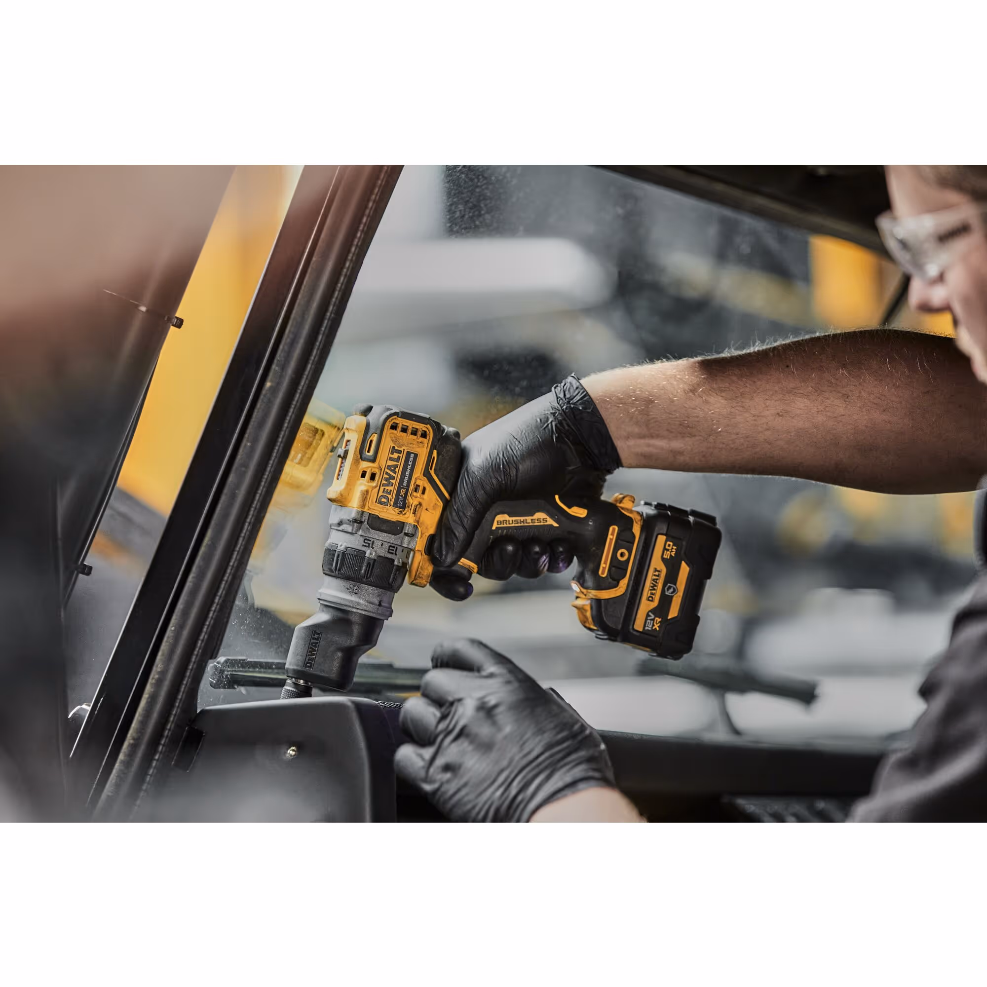 Perceuse visseuse à têtes multiples XR 12V Brushless