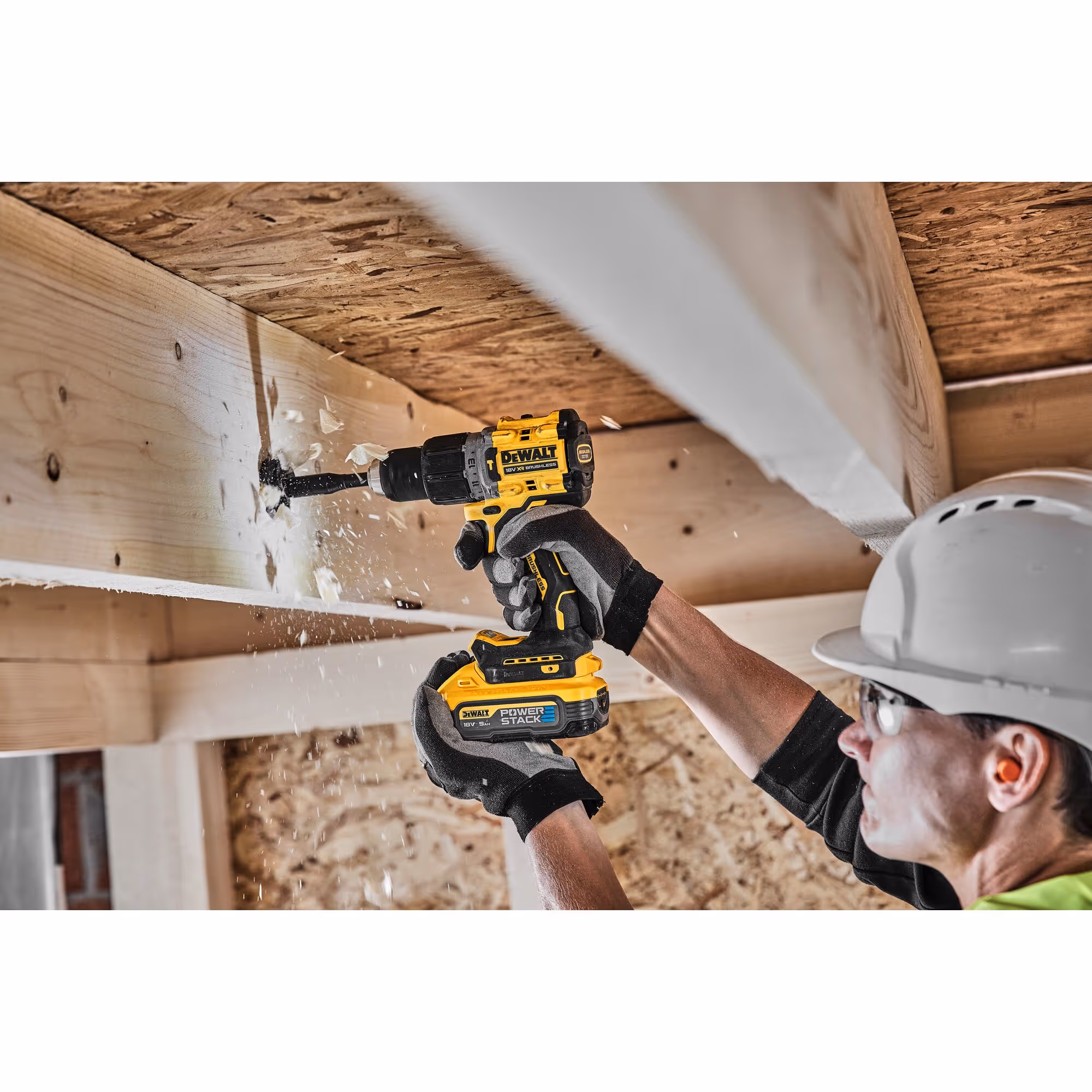 Perceuse visseuse percussion Compacte XR 18V 5Ah Li-ion Brushless POWERSTACK