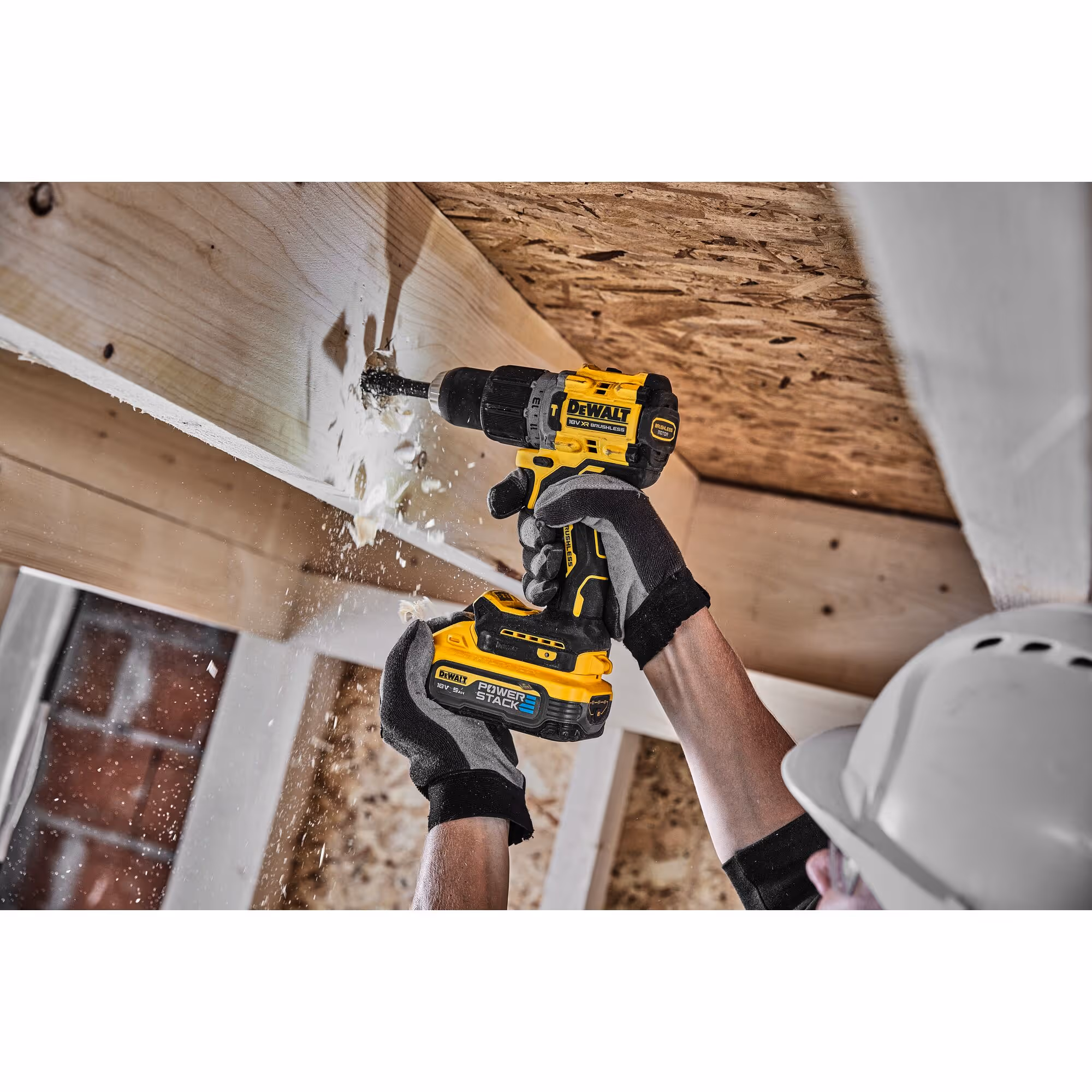 Perceuse visseuse percussion Compacte XR 18V 5Ah Li-ion Brushless POWERSTACK