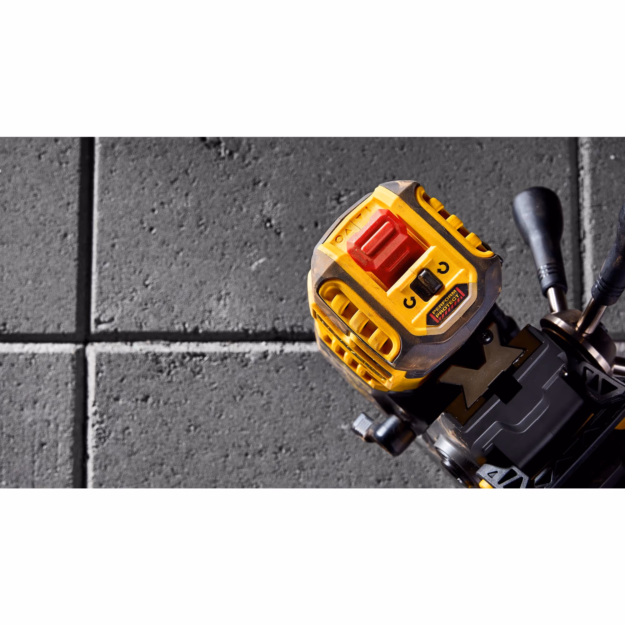 Perceuse magnétique XR 18V ADVANTAGE 9Ah Li-Ion Brushless