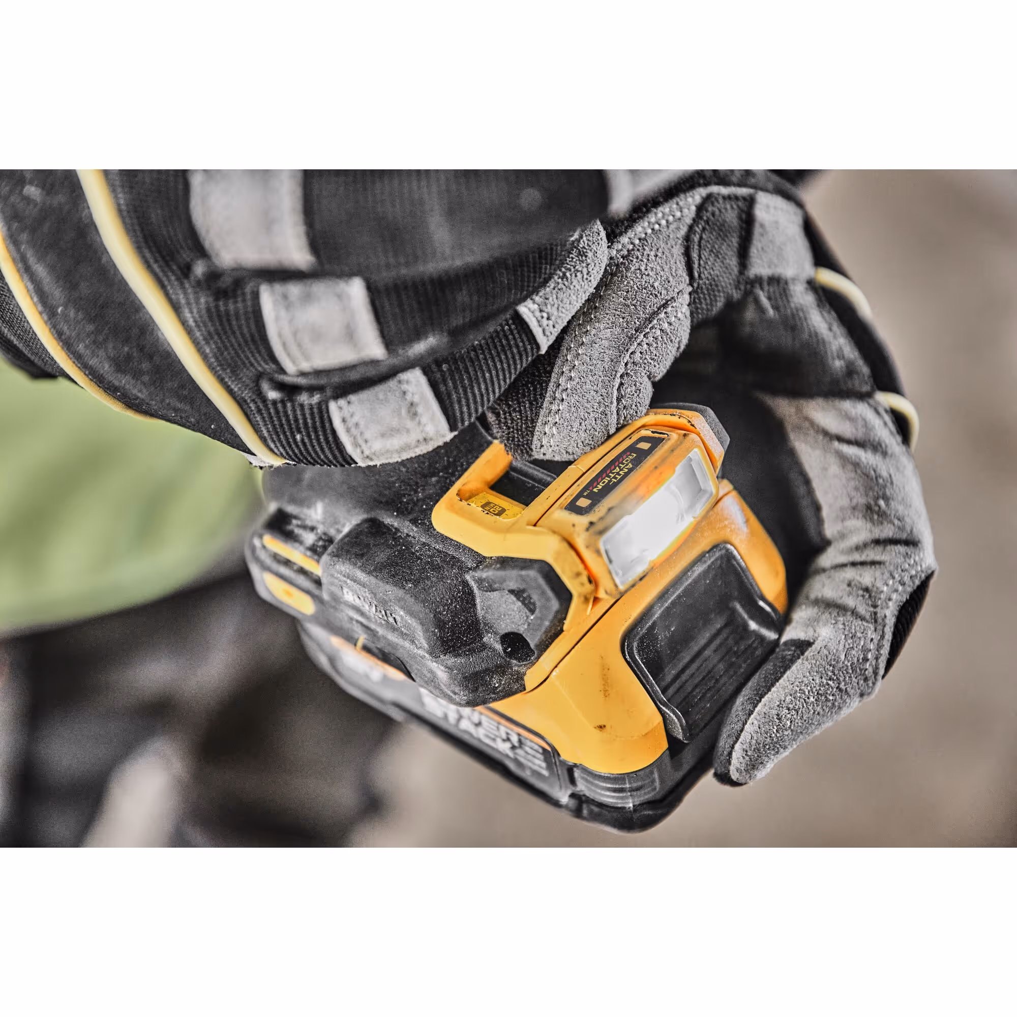 Perceuse visseuse Compacte XR 18V 1.7Ah Li-Ion Brushless POWERSTACK