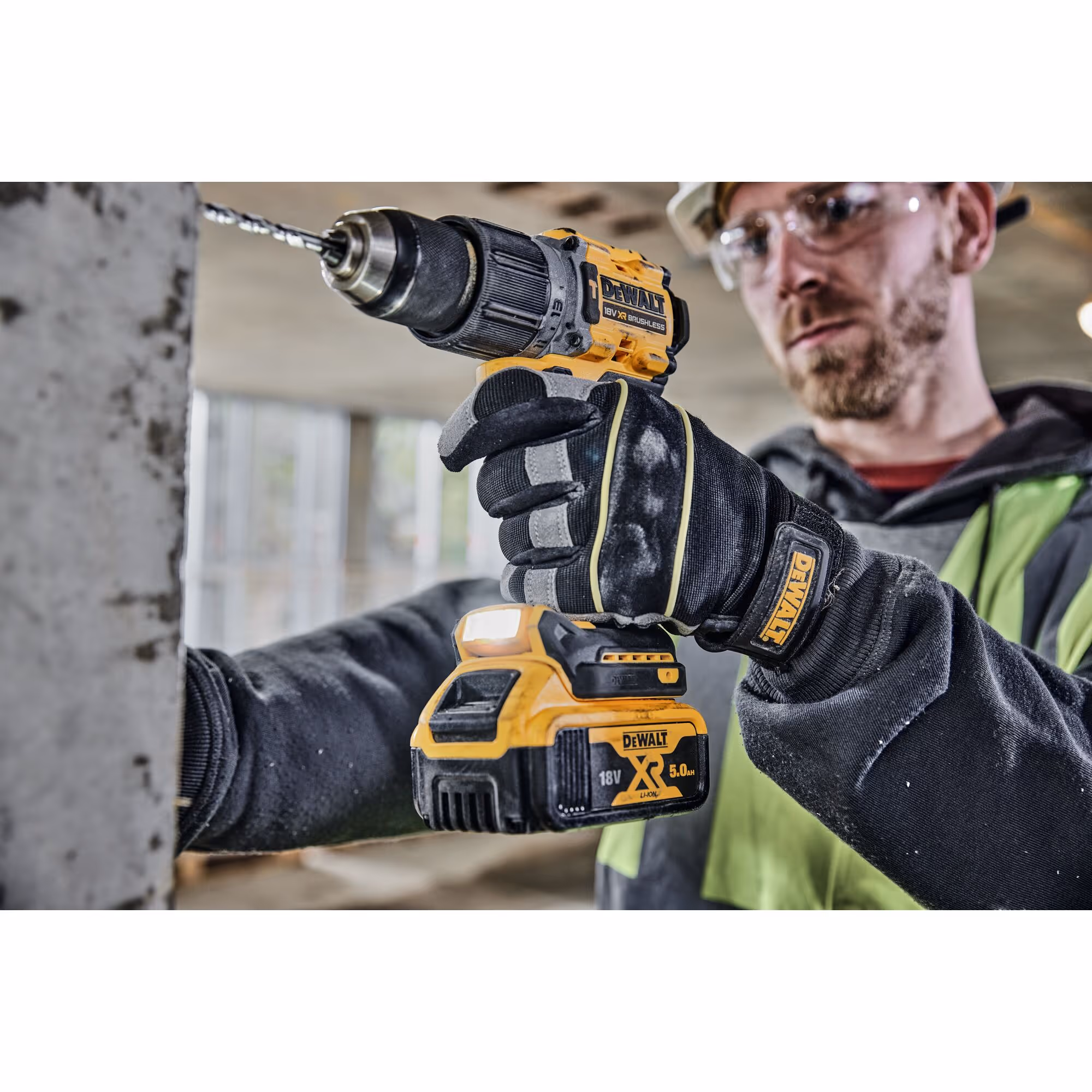 Perceuse visseuse percussion Compacte XR 18V 5Ah Li-Ion Brushless