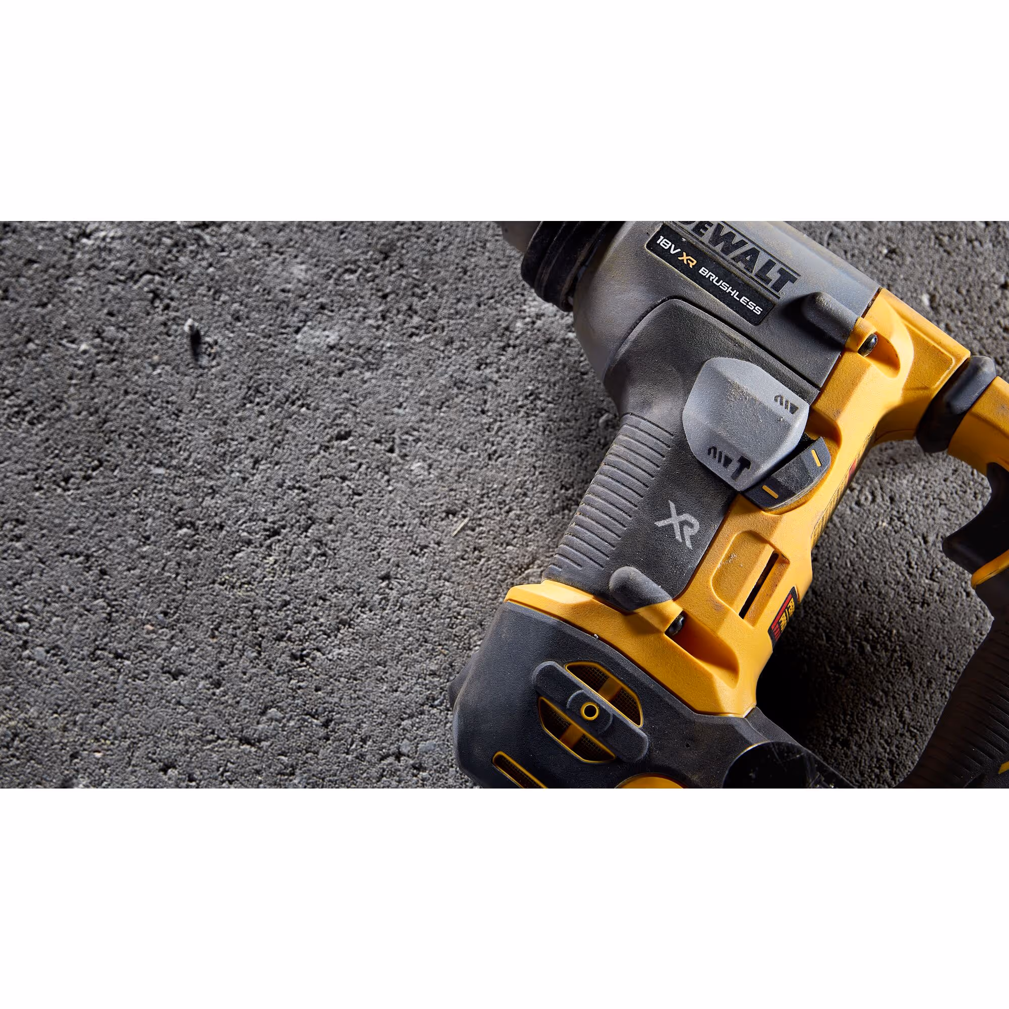 Perforateur SDS-plus XR 18V 1.7Ah Li-Ion Brushless 1.4J - POWERSTACK