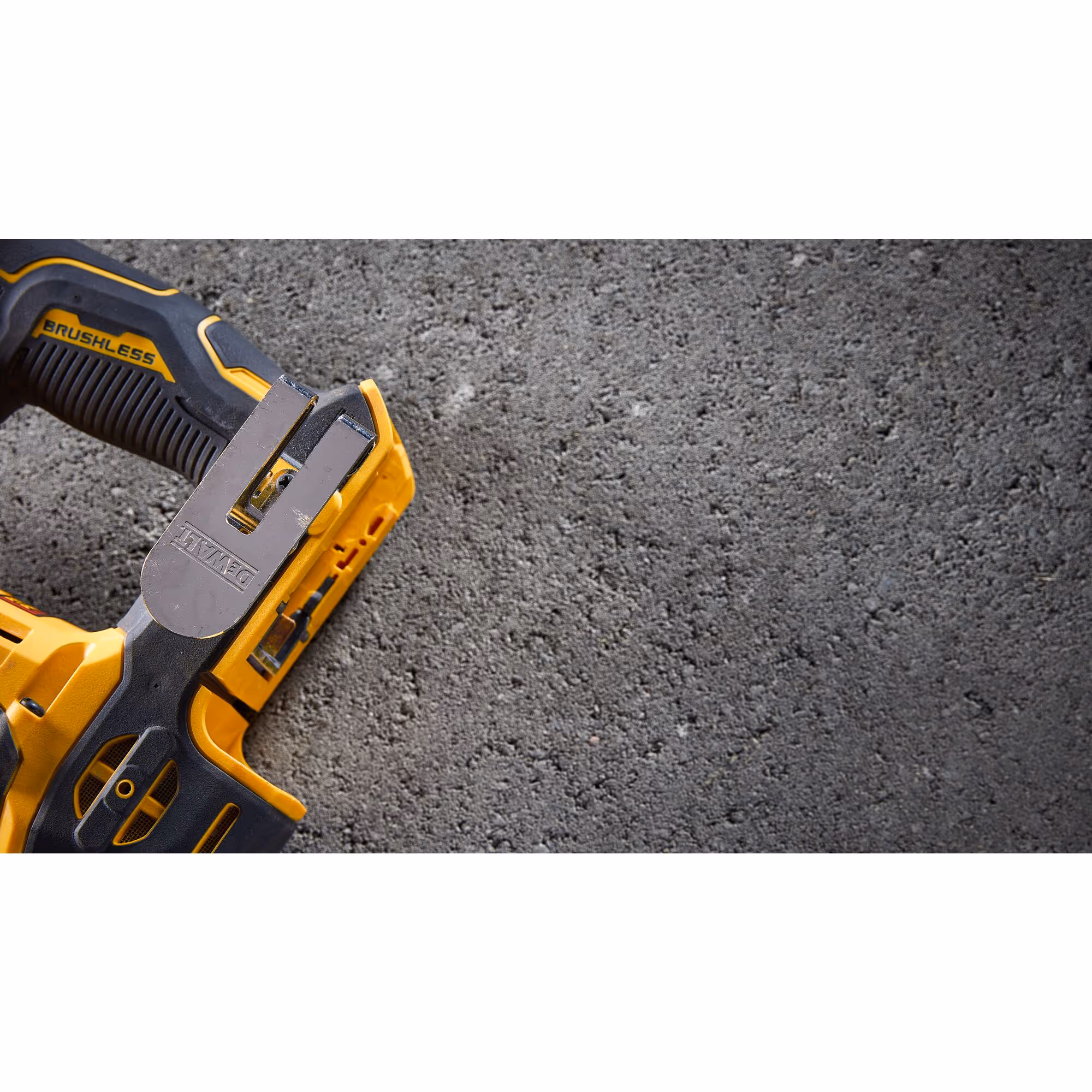 Perforateur SDS-plus XR 18V 5Ah Li-Ion Brushless 1.4J