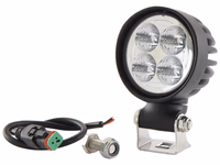 Phare de travail à LED Interférence: Classe 3, 2000 Lumens, 10-30V - adaptable sur tracteurs New Holland