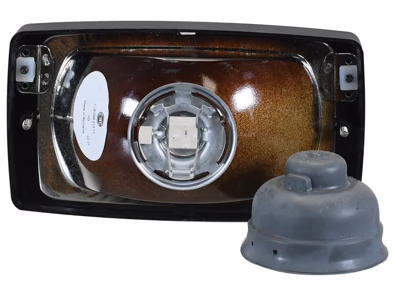 Phare de travail rectangulaire - adaptable sur tracteurs Massey Ferguson - ref 1GB006213111