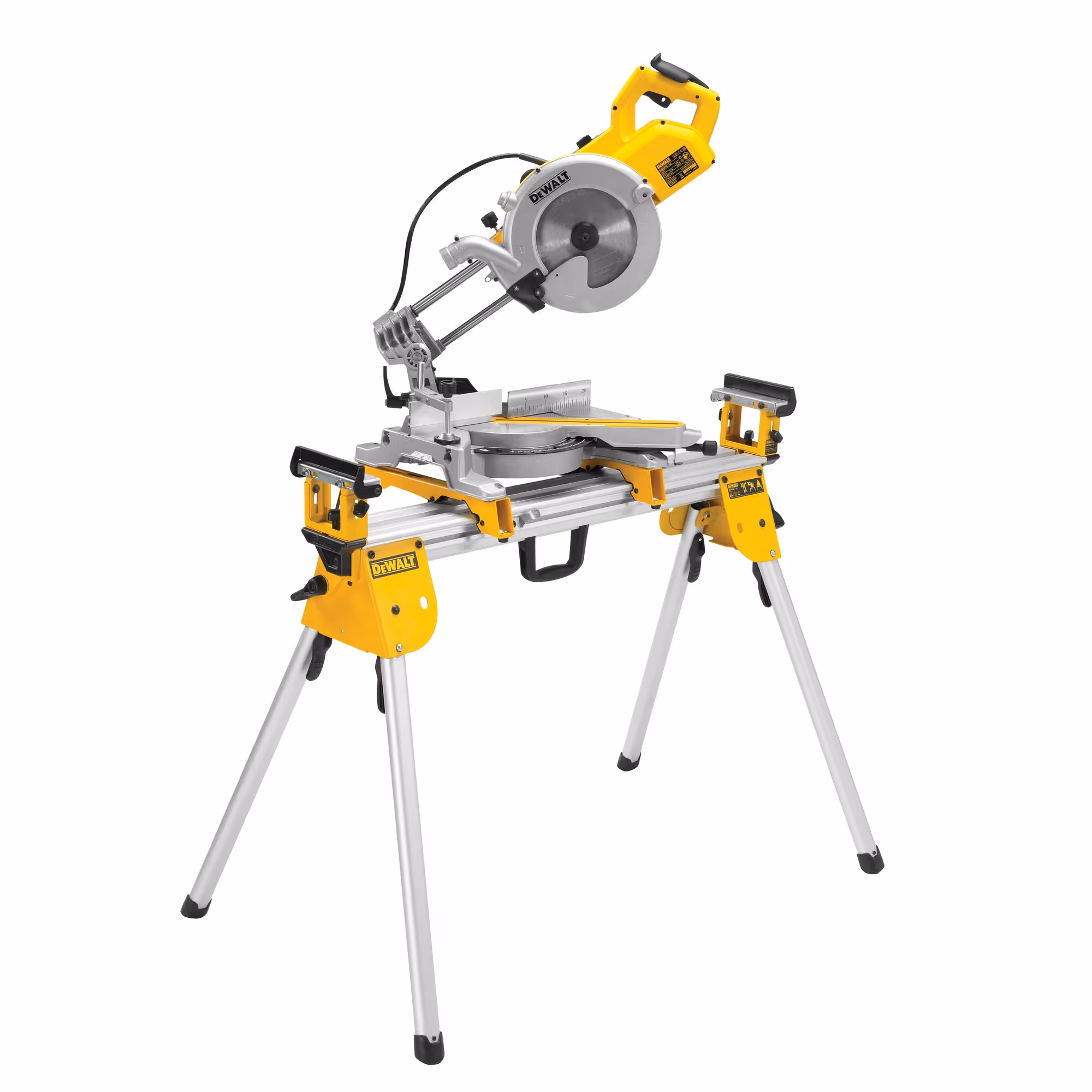 Piètement compact pour scies à onglets