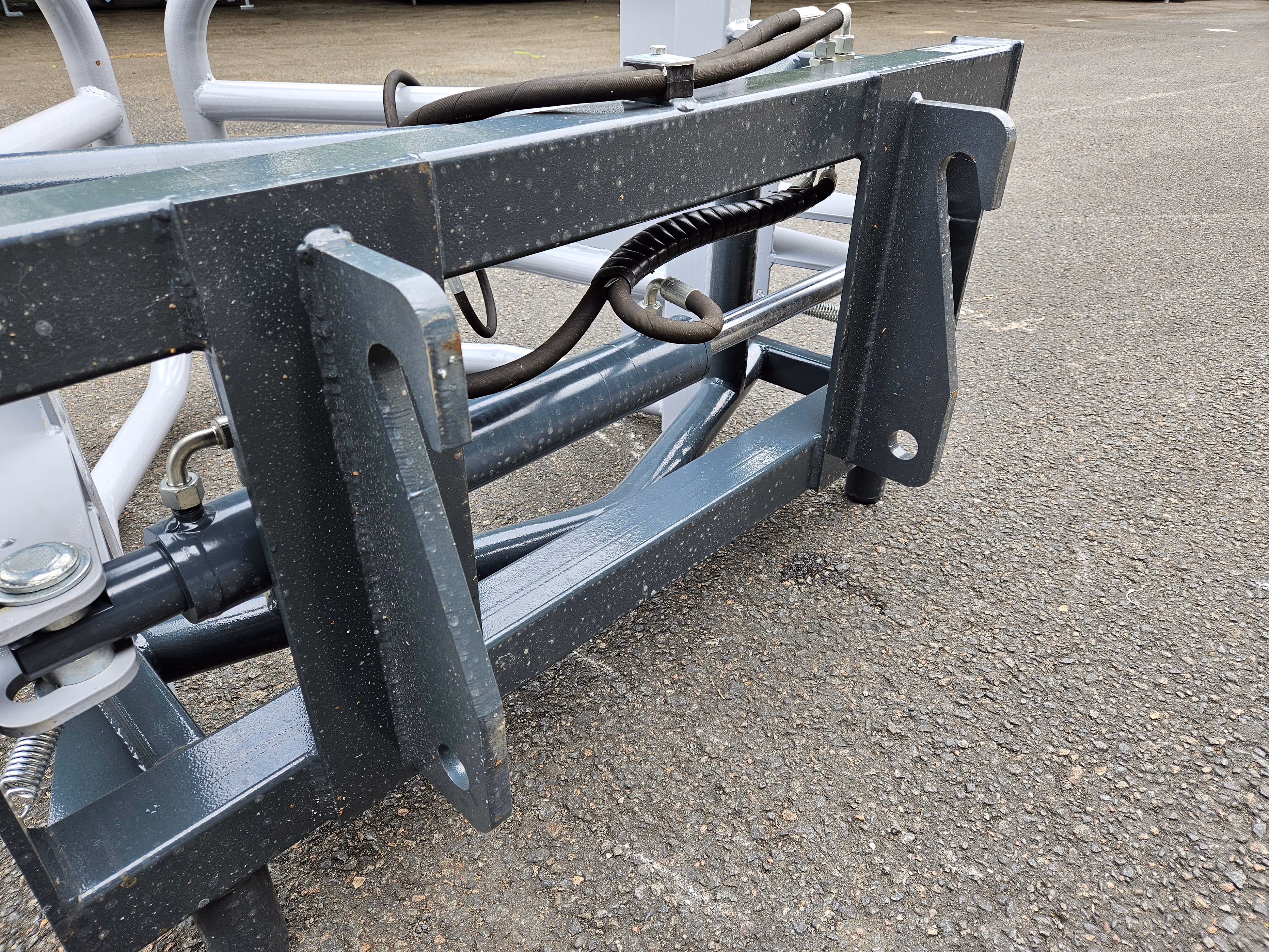 Pince à enrubannage 1500 attache Weidemann Wacker neuson Sonarol avec défauts