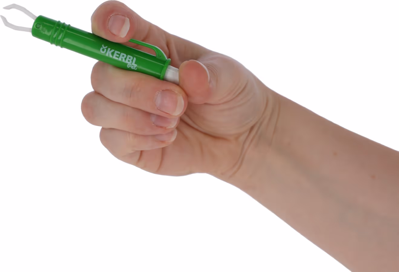 Pince pour tiques plastique vert, 10x6cm