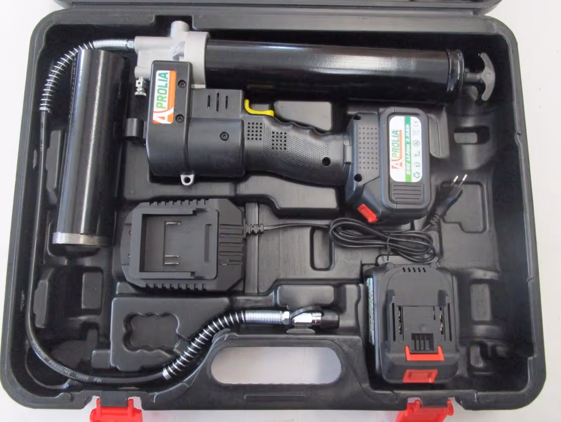 Pompe à graisse électrique 18v + lot de 24 cartouches de graisse