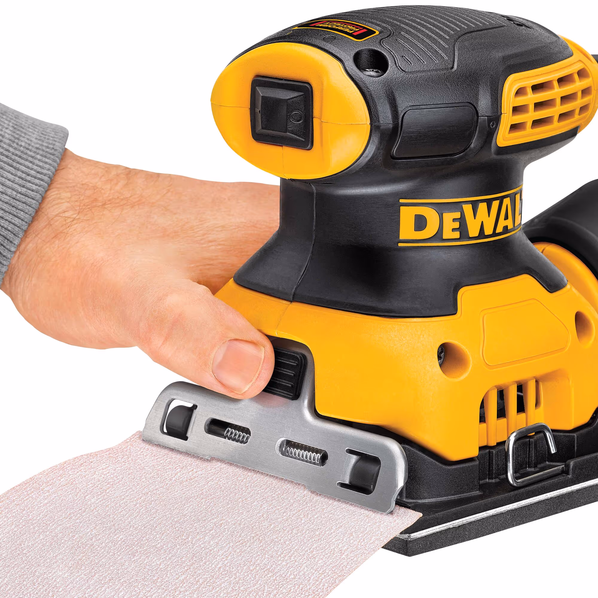 Ponceuse vibrante 1/4 de feuille 230W