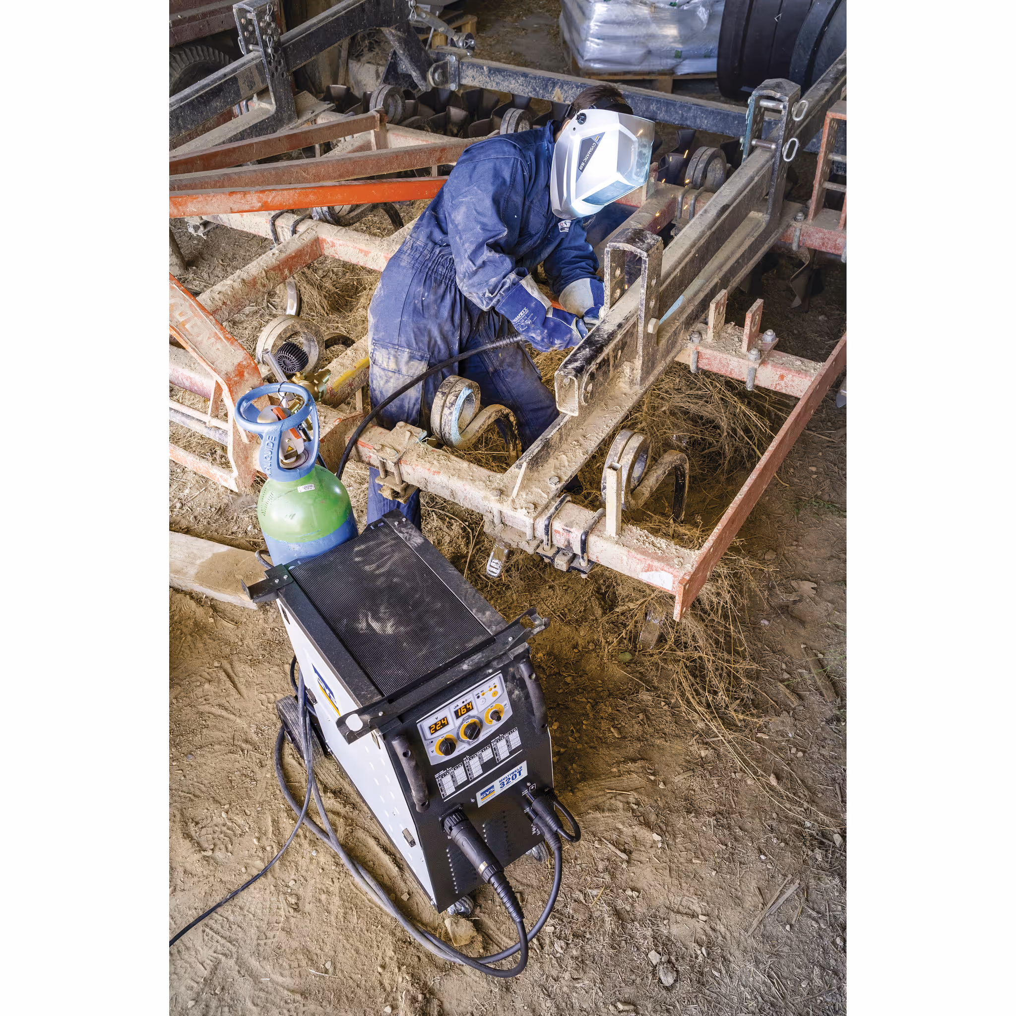 Poste de soudure Gys Multiweld 320T semi-automatique 320 Ampères Avec accessoires
