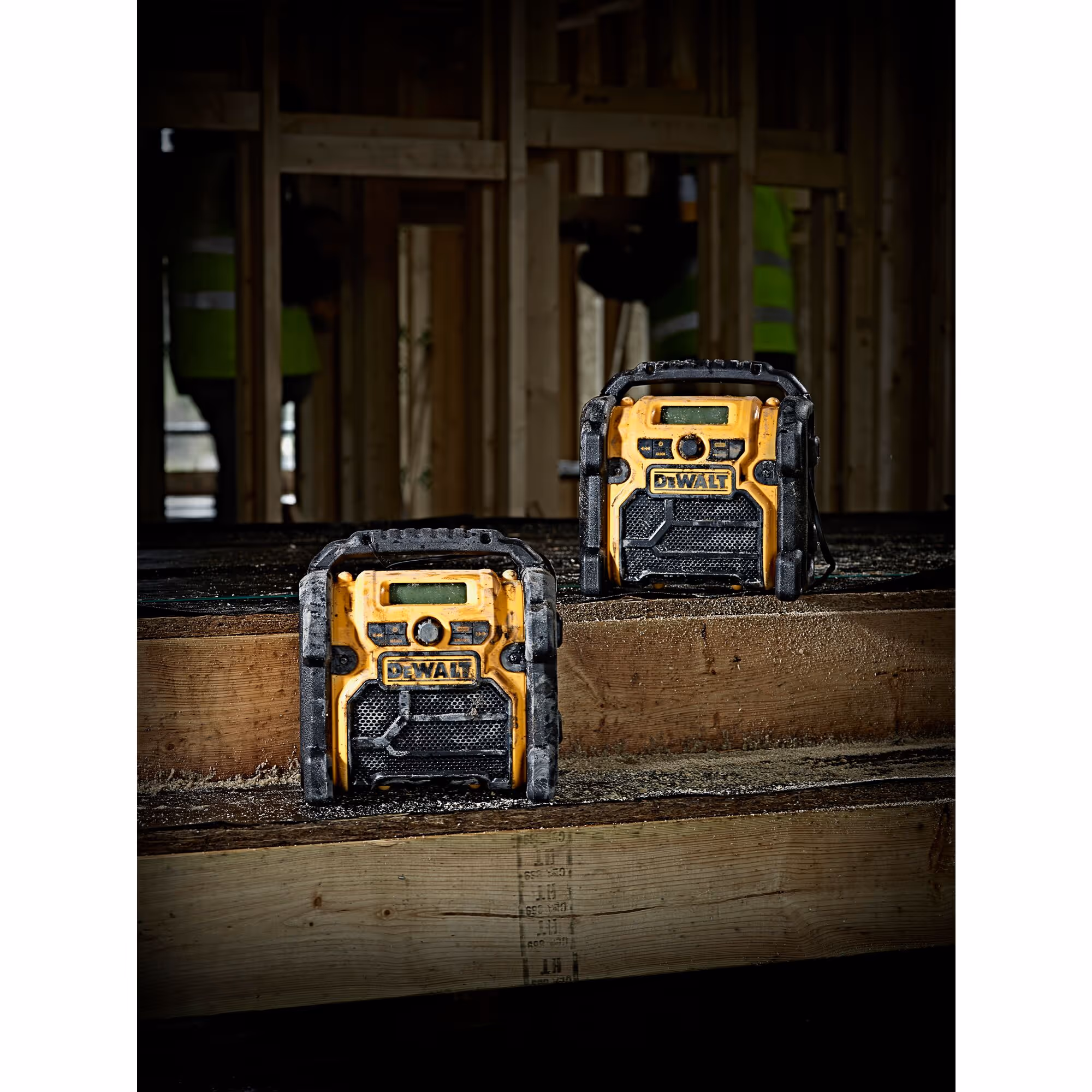 Radio Compacte sur secteur ou batteries XR 12V / 18V