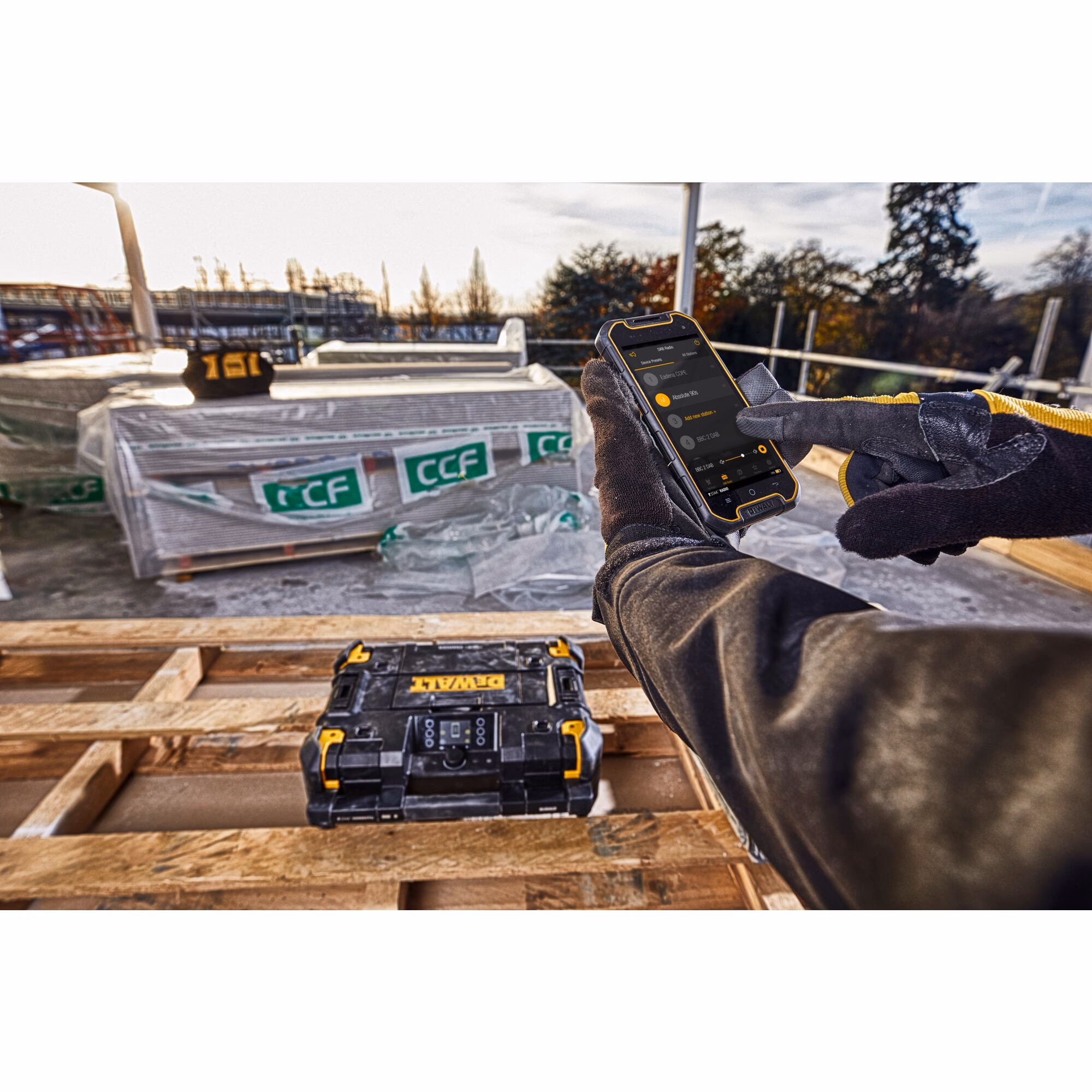 Radio TSTAK sur secteur ou batteries XR 12V / 18V / 54V