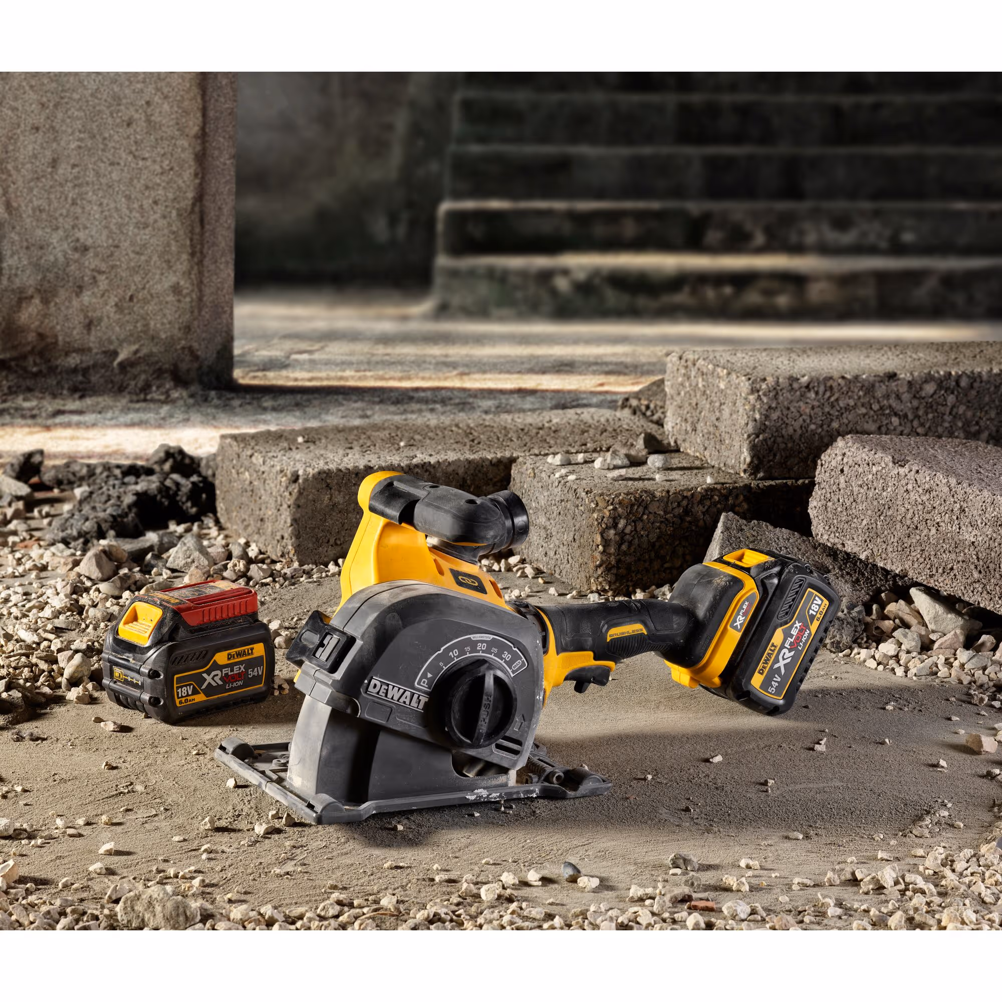 Rainureuse à béton XR FLEXVOLT 54V 2Ah Li-Ion Brushless