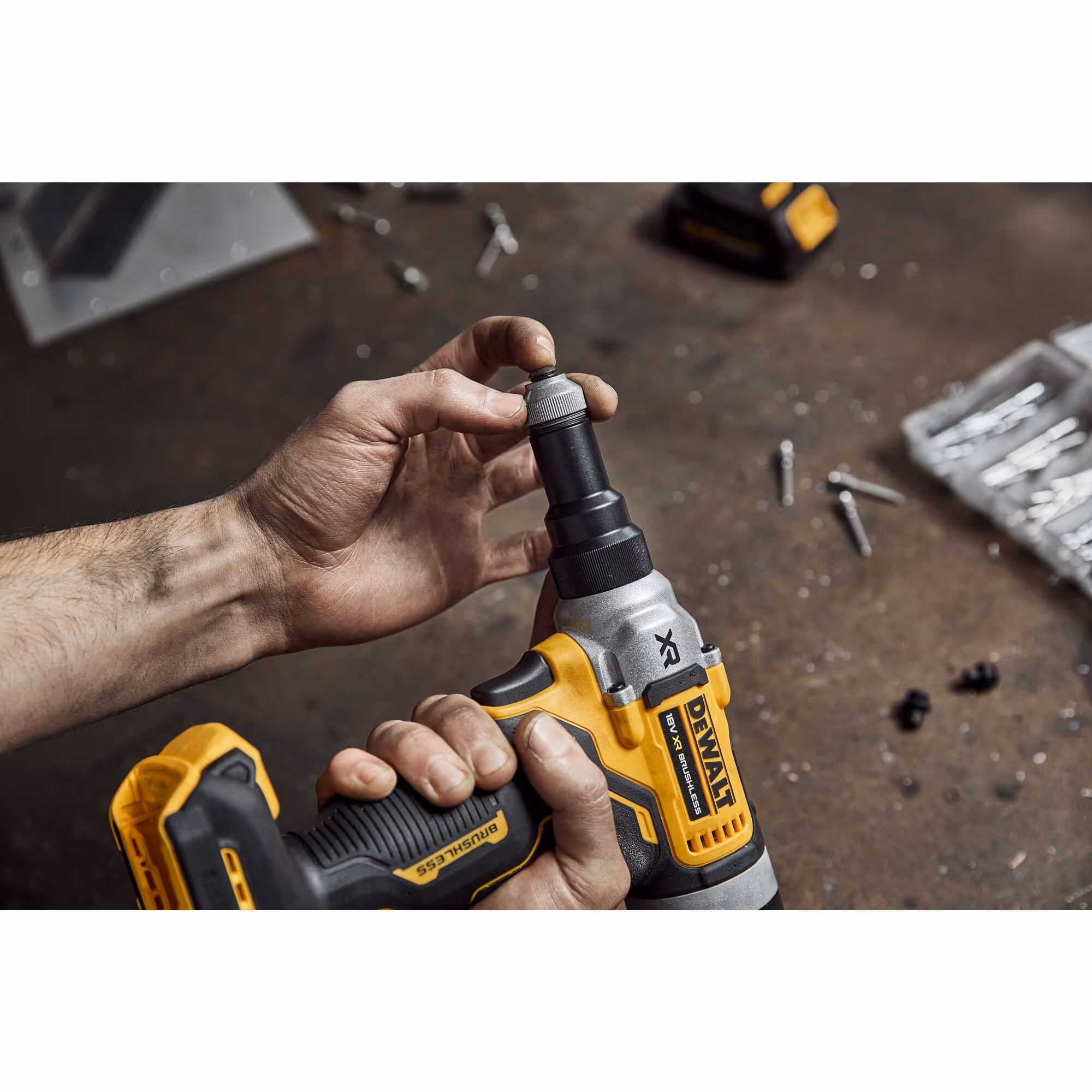 Riveteuse XR 18V 1.7Ah Li-Ion Brushless 6.4 mm - POWERSTACK renforcée