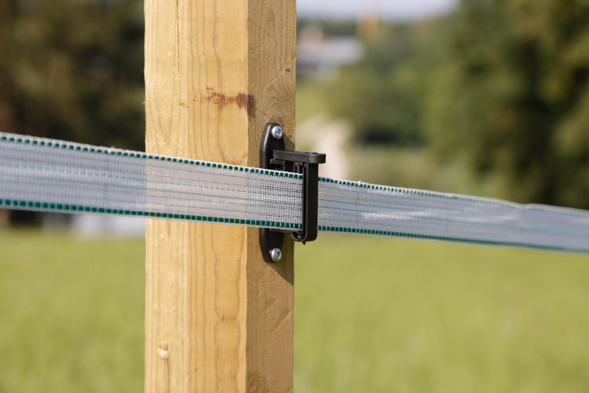Isolateur clip Easy Tape à visser pour piquet bois