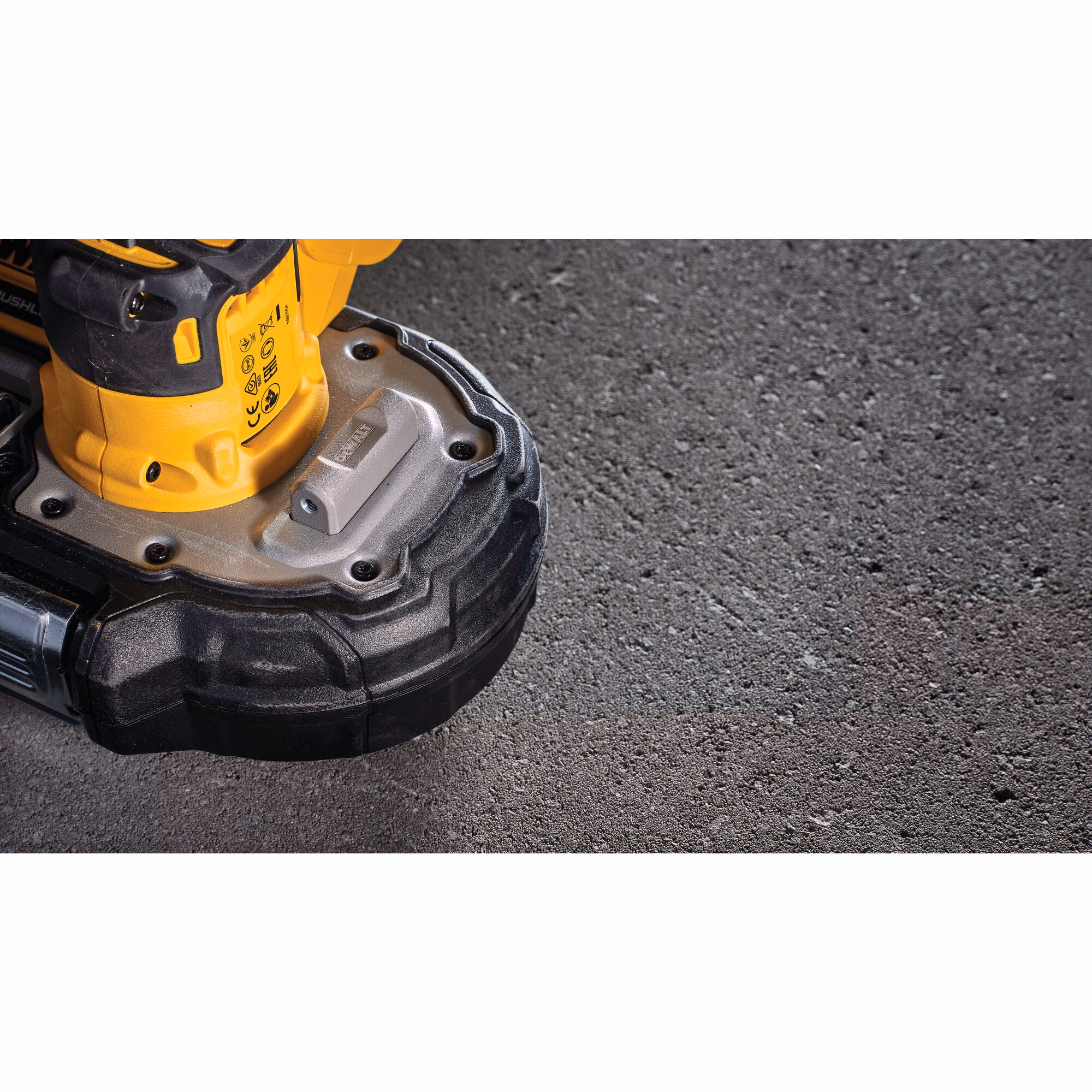 Scie à ruban Ultra Compacte XR 18V Sans batterie ni chargeur