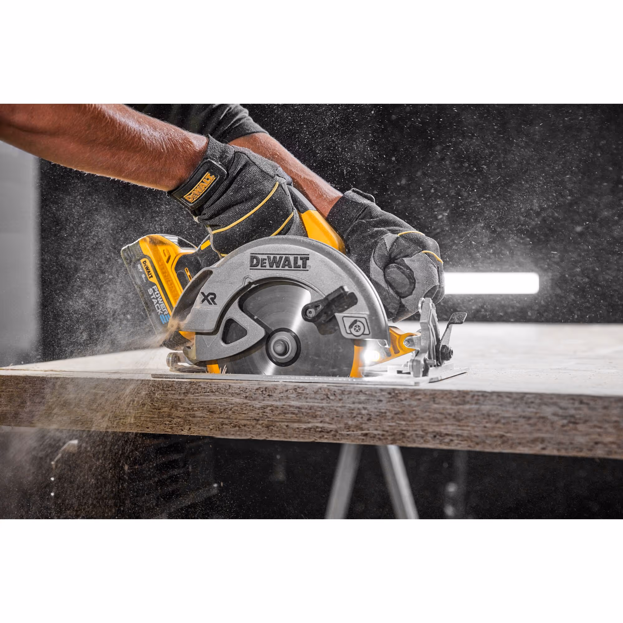 Scie circulaire XR 18V 5Ah Li-Ion Brushless 184 mm - POWERSTACK avec batteries