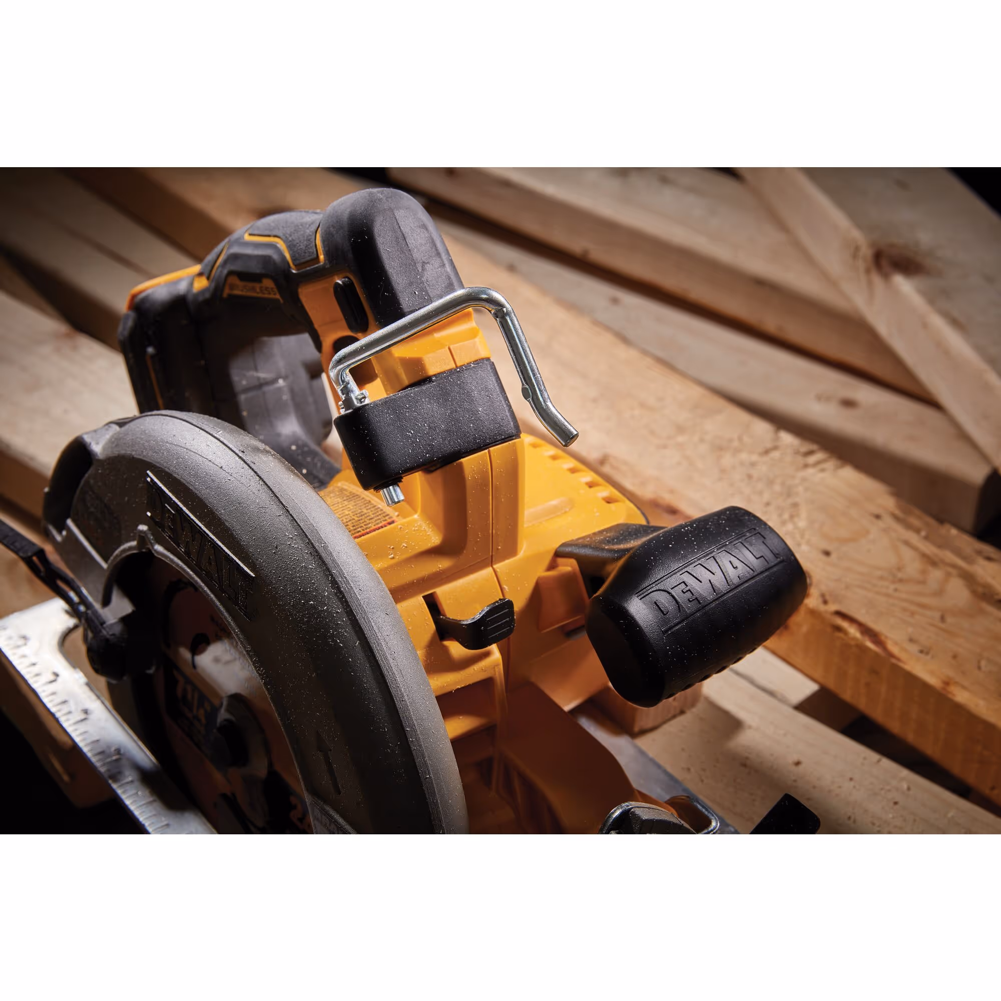 Scie circulaire XR 18V ADVANTAGE Brushless 190 mm Sans batterie ni chargeur