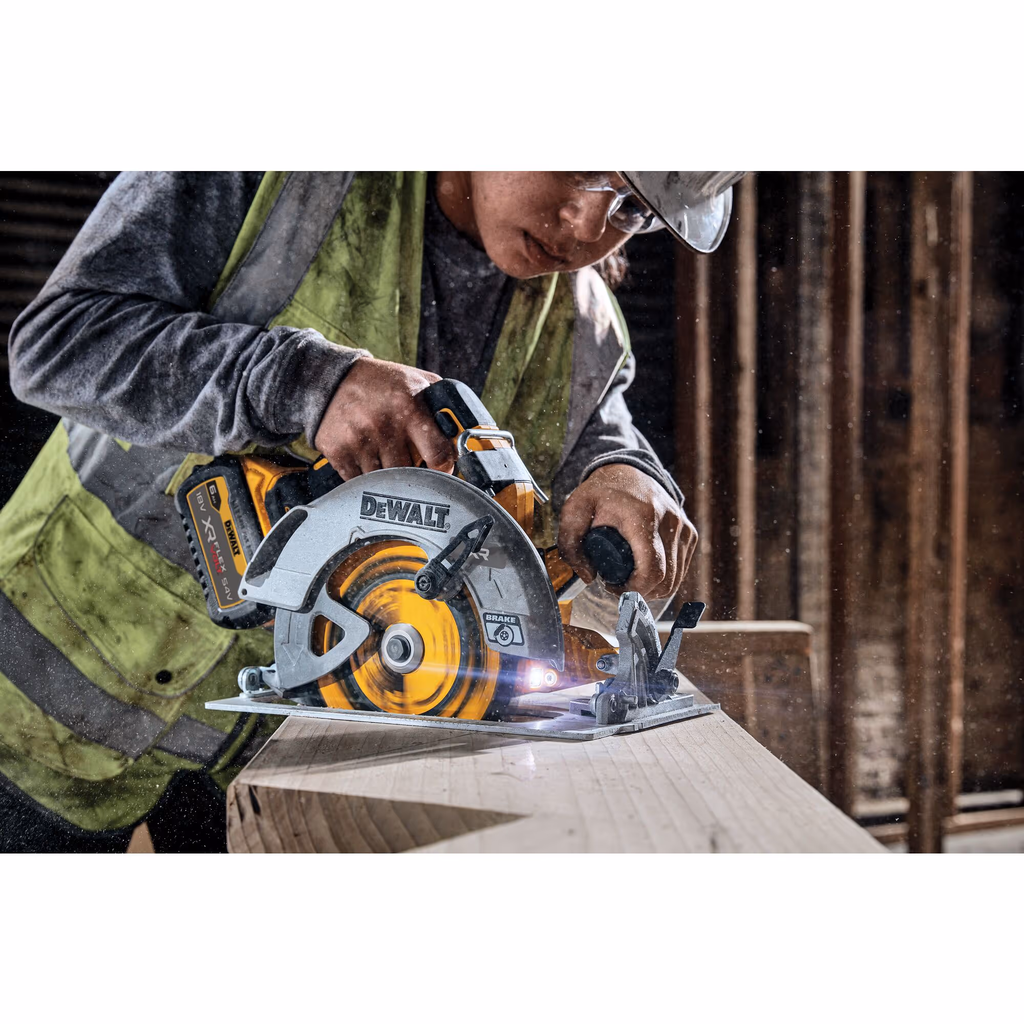 Scie circulaire XR 18V ADVANTAGE Brushless 190 mm Sans batterie ni chargeur