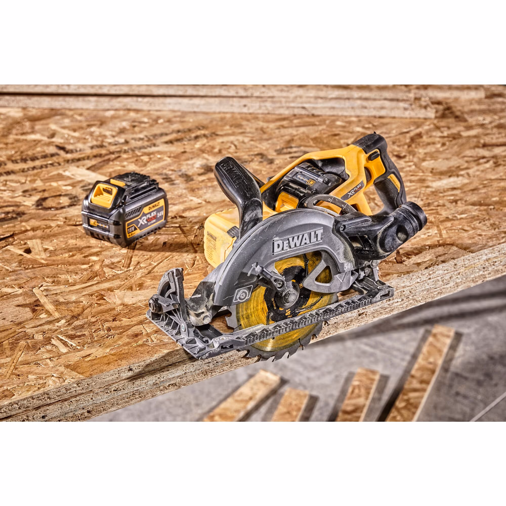 Scie circulaire Construction XR FLEXVOLT 54V Brushless 190 mm Sans batterie ni chargeur