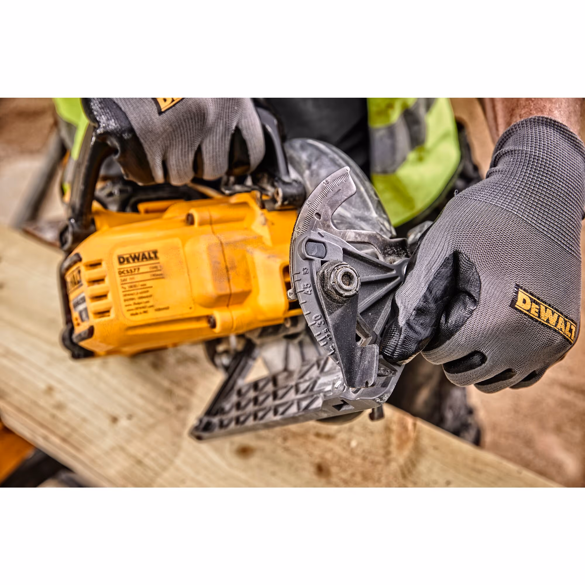 Scie circulaire Construction XR FLEXVOLT 54V Brushless 190 mm Sans batterie ni chargeur