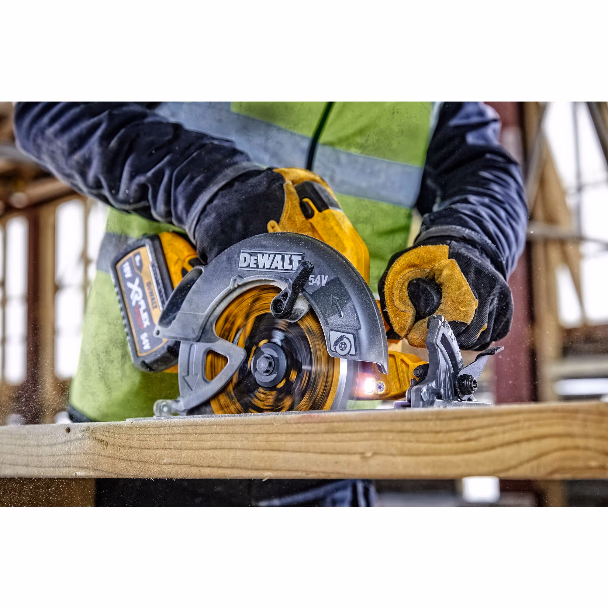 Scie circulaire XR FLEXVOLT 54V Brushless 190 mm Sans batterie ni chargeur