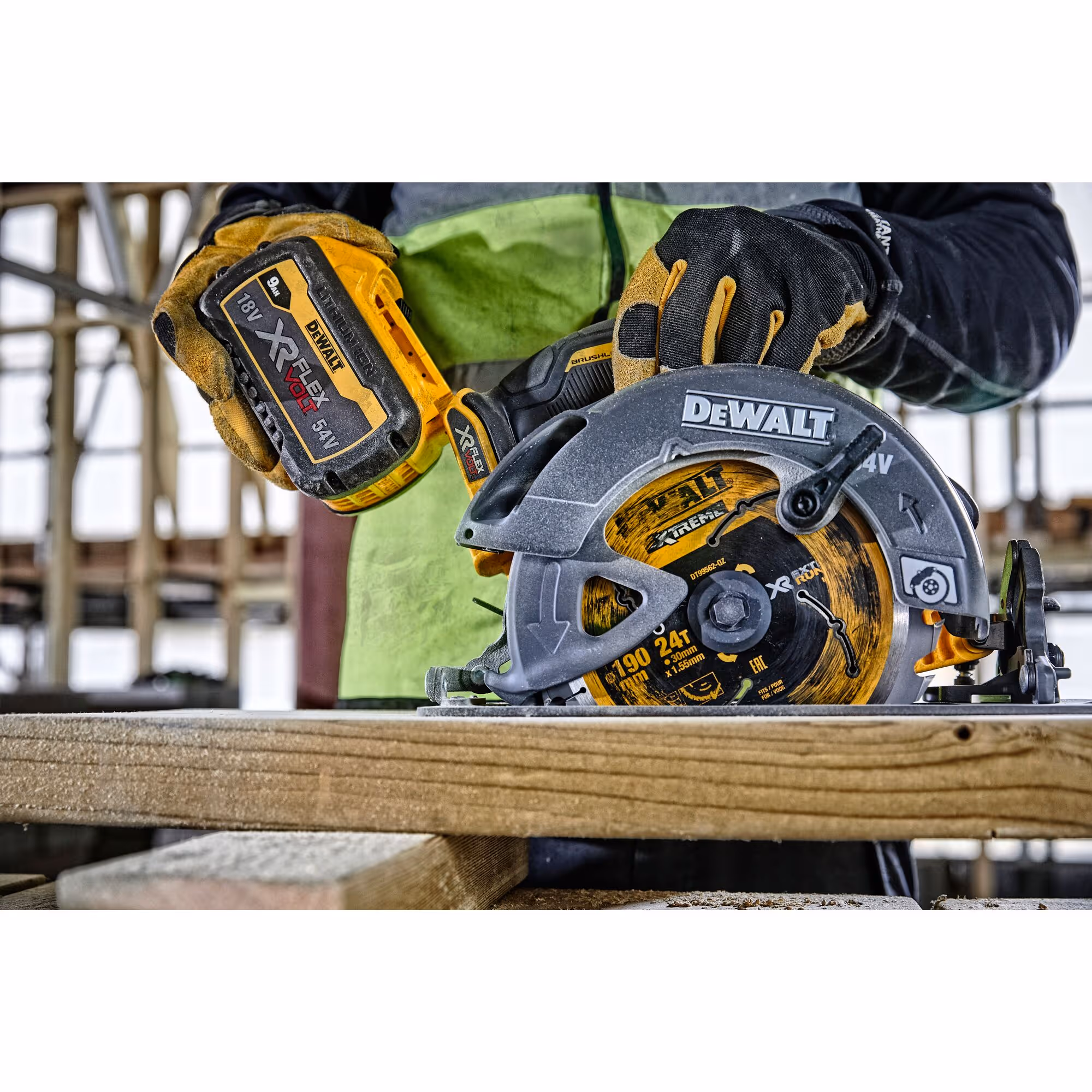 Scie circulaire XR FLEXVOLT 54V Brushless 190 mm Sans batterie ni chargeur