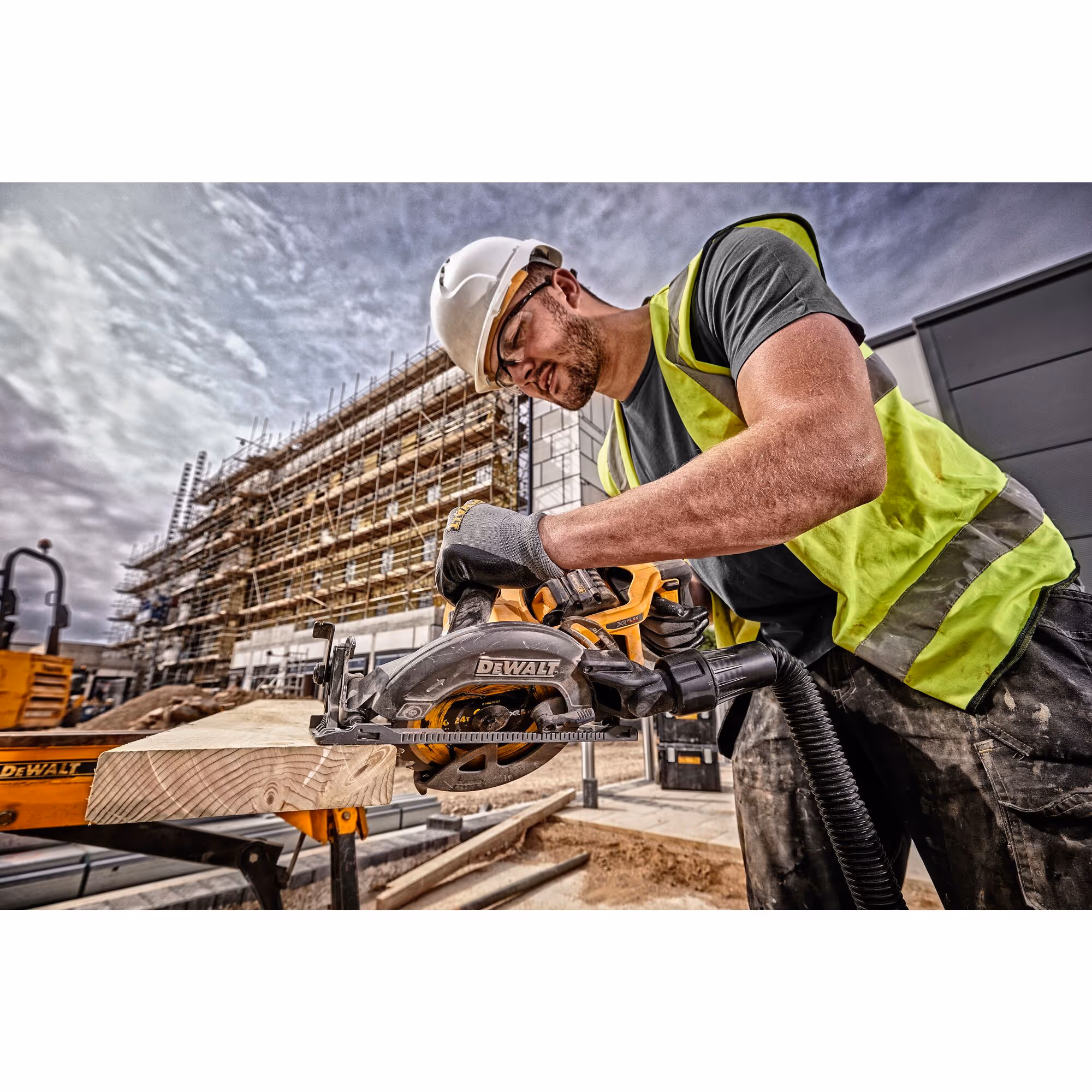 Scie circulaire Construction XR FLEXVOLT 54V Brushless 190 mm Sans batterie ni chargeur