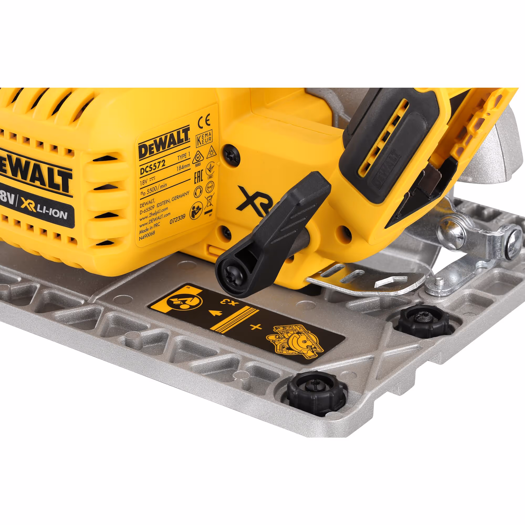 Scie circulaire XR 18V BRUSHLESS 184 mm compatible rail de guidage 