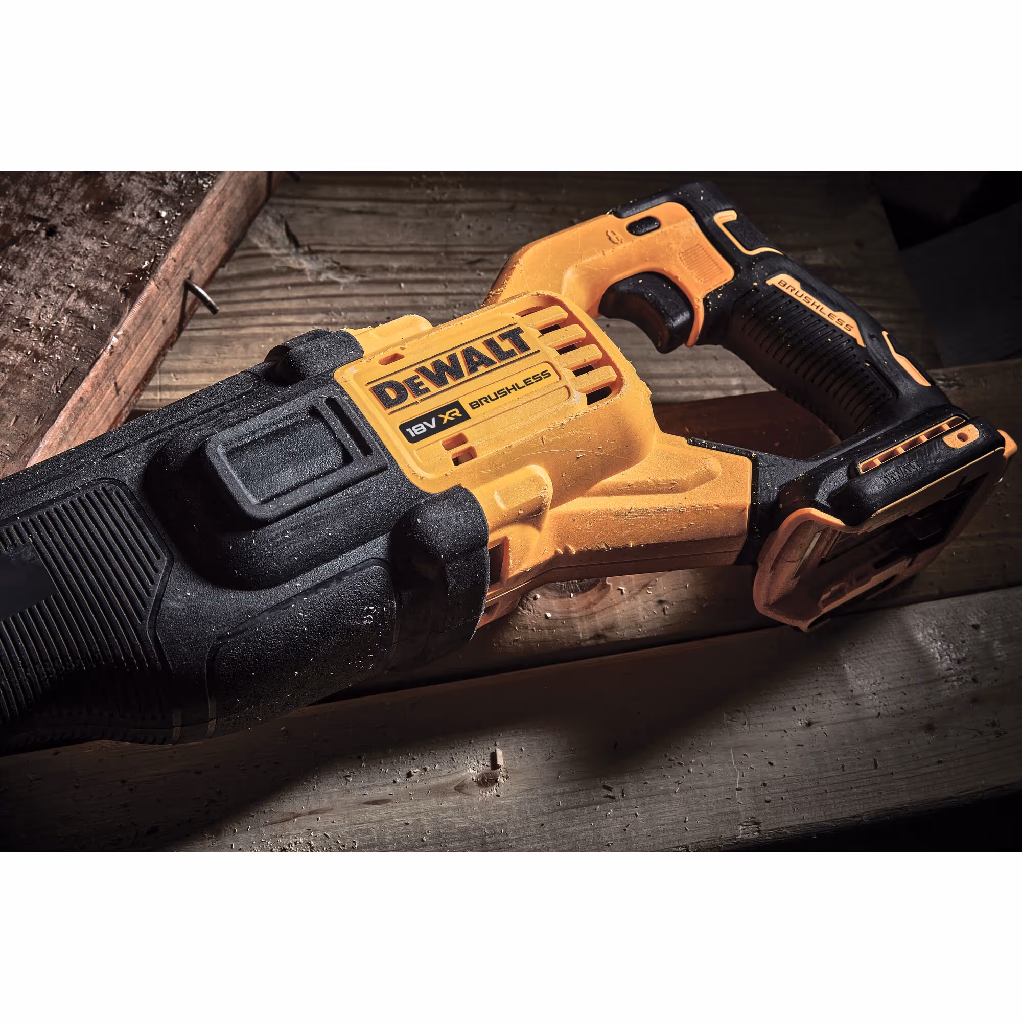 Scie sabre XR 18V ADVANTAGE 6Ah Li-Ion Brushless avec batterie