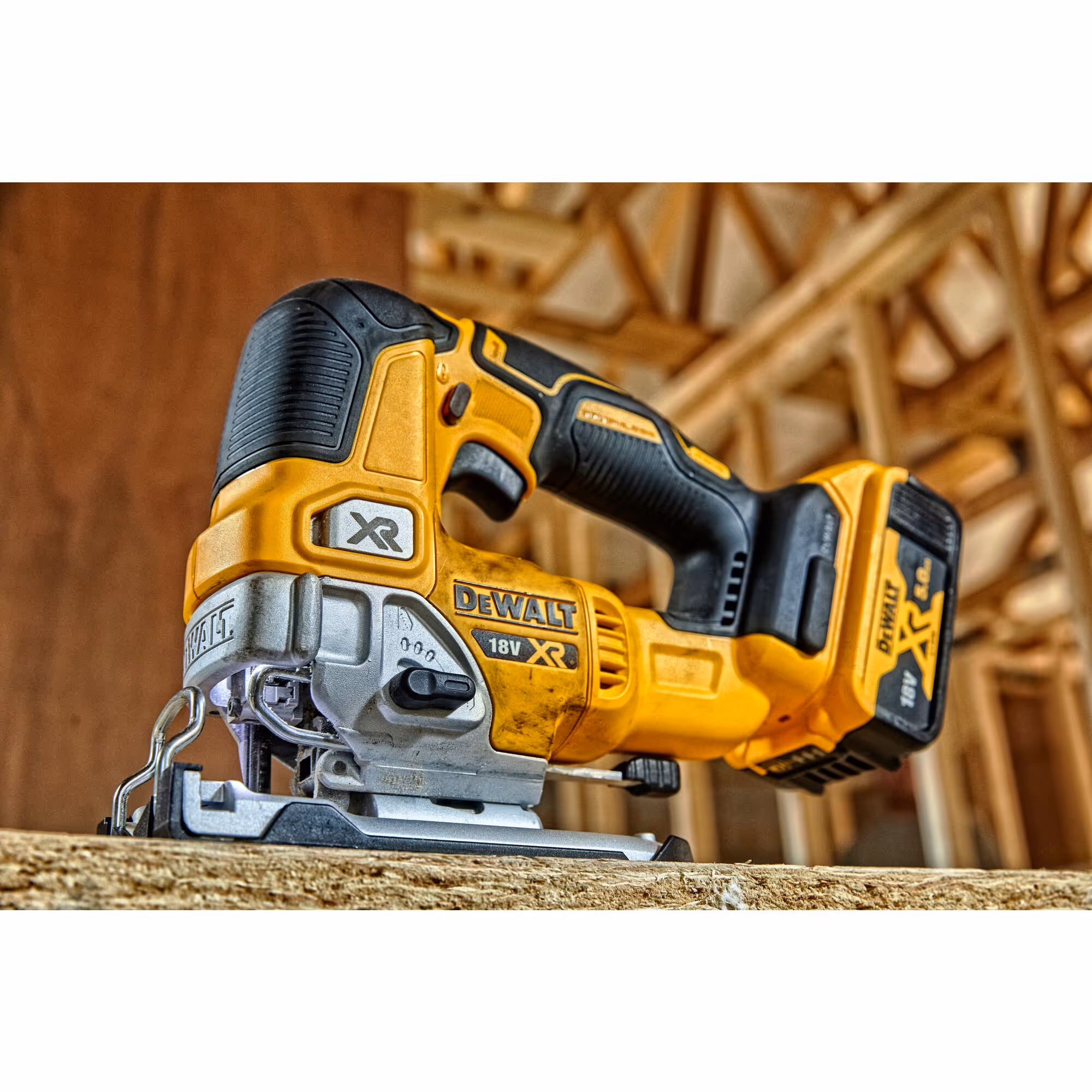 Scie sauteuse à poignée supérieure XR 18V 5Ah Li-Ion Brushless avec batteries