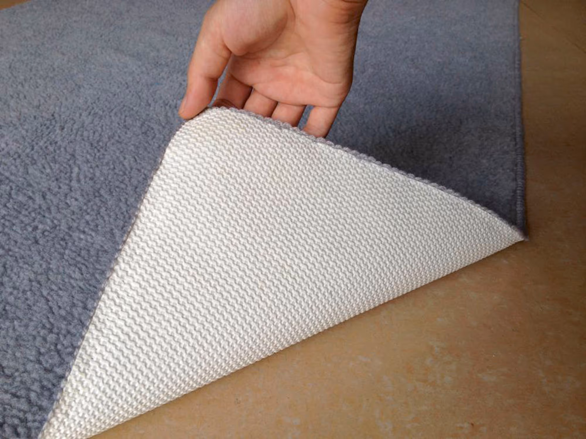 Tapis thermique anti-glisse gris, 125x80cm