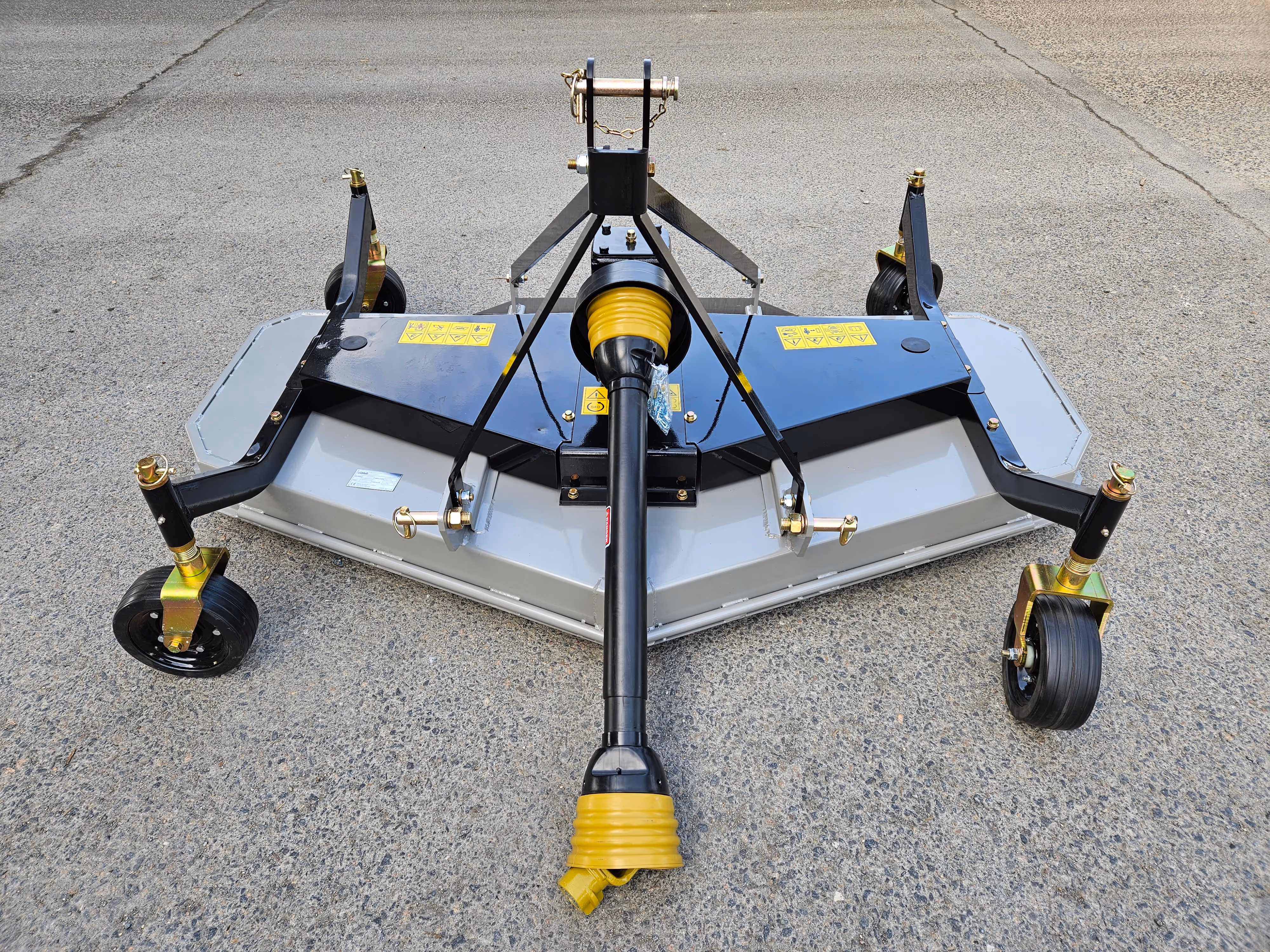 Tondeuse à gazon pour tracteur - gyrobroyeur 180 cm