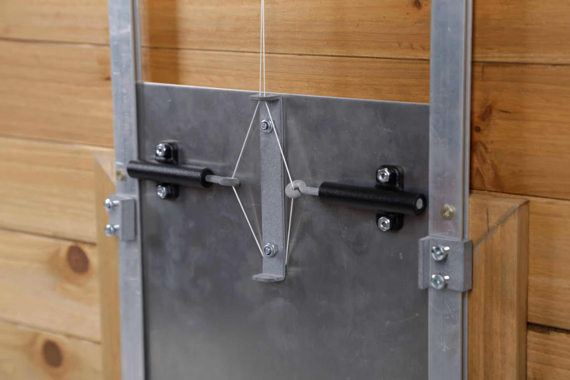 Verrouillage automatique porte poulailler automatique
