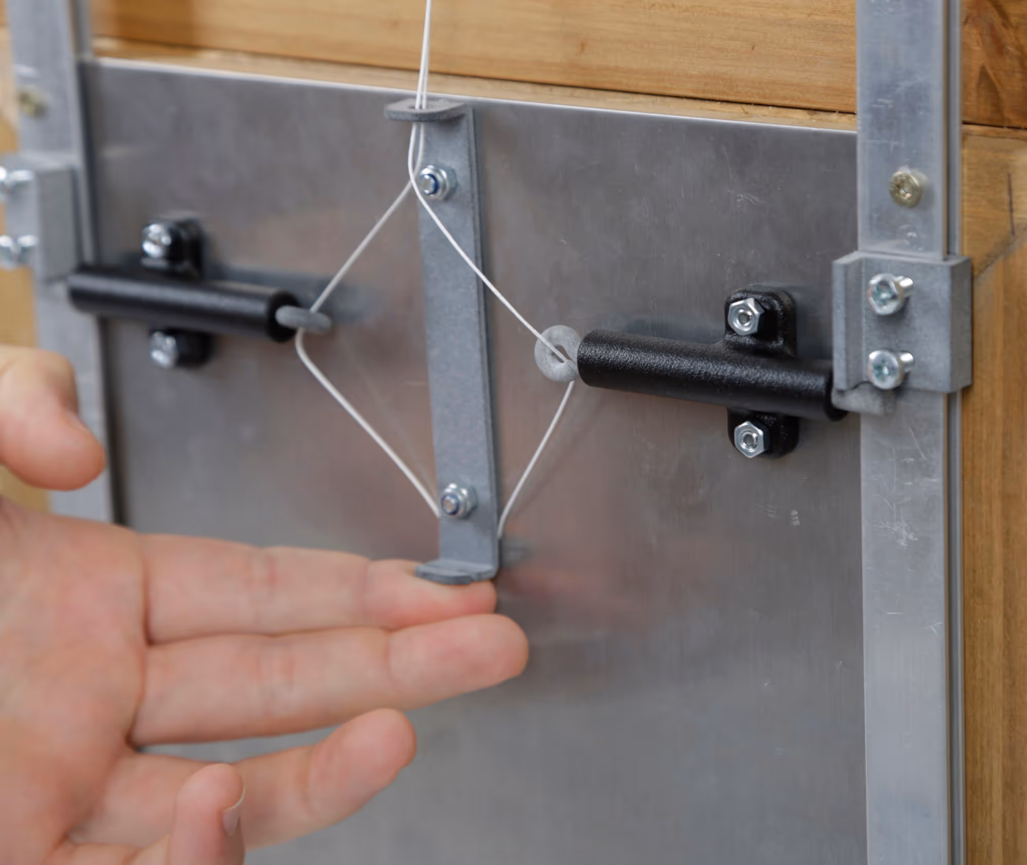 Verrouillage automatique porte poulailler automatique